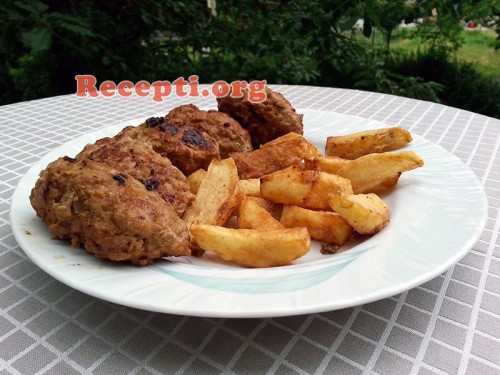 Ćufte sa pomfritom
